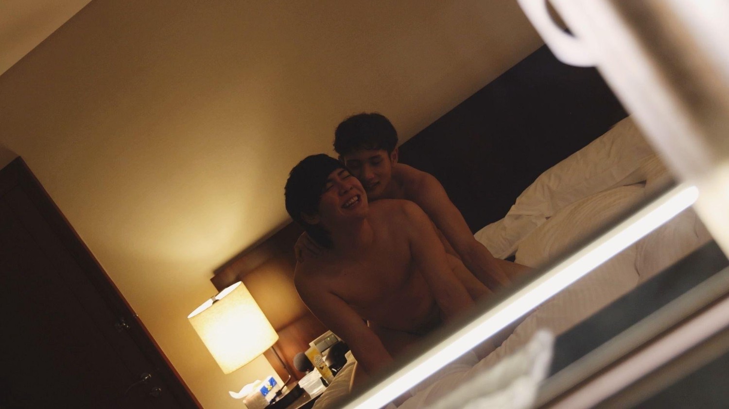 【boys love video】Koume 凸
Hayashi 凹