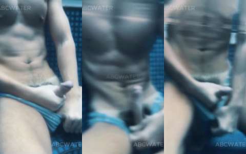 【abcwater】泡溫泉水面上平靜水面下卻是掏出了我的金箍棒
影片時長 05:04