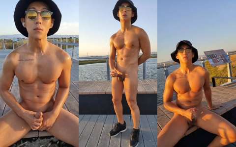 TT-体育生小哥 大白天户外 全裸撸射