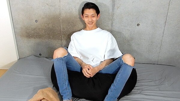 Men’s Rush.TV – HBM-213 – 20歳ヤンキー風のスリ筋青年が初登場で女子大生を相手にSEX披露！